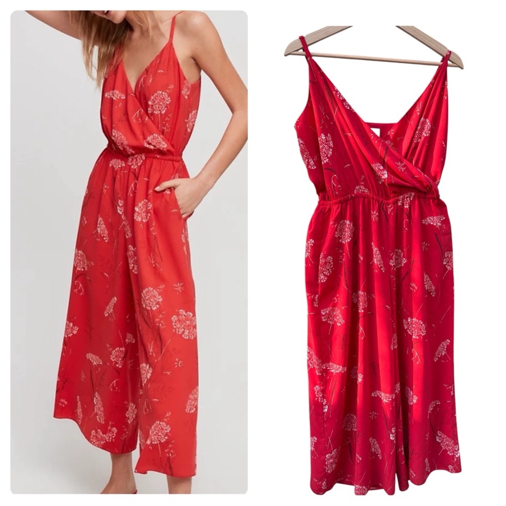 Aritzia Jumpsuit Wilfred Red Floral Wide Leg Cropped Pants Womens Medium M